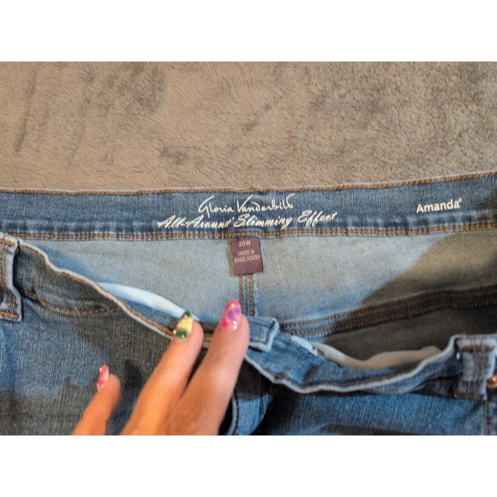 Gloria Vanderbilt Amanda‎ Slimming Stretch Bermuda Denim Shorts Blue Womens 20W